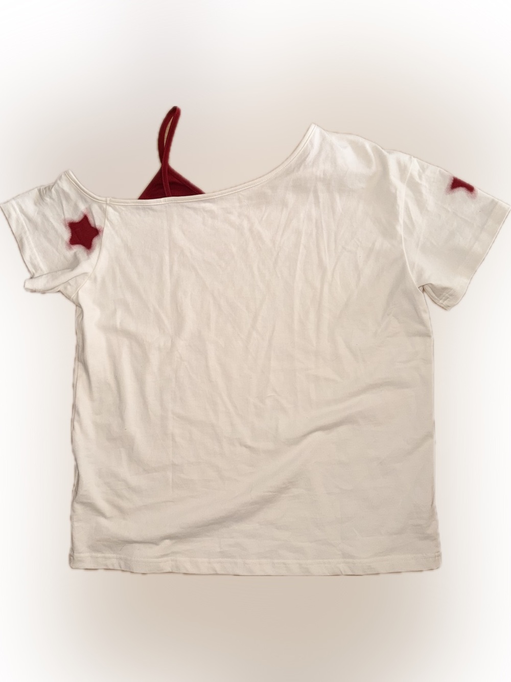 Aelfric Eden White Baggy Tee with Red Star Design - Picture 2 of 2